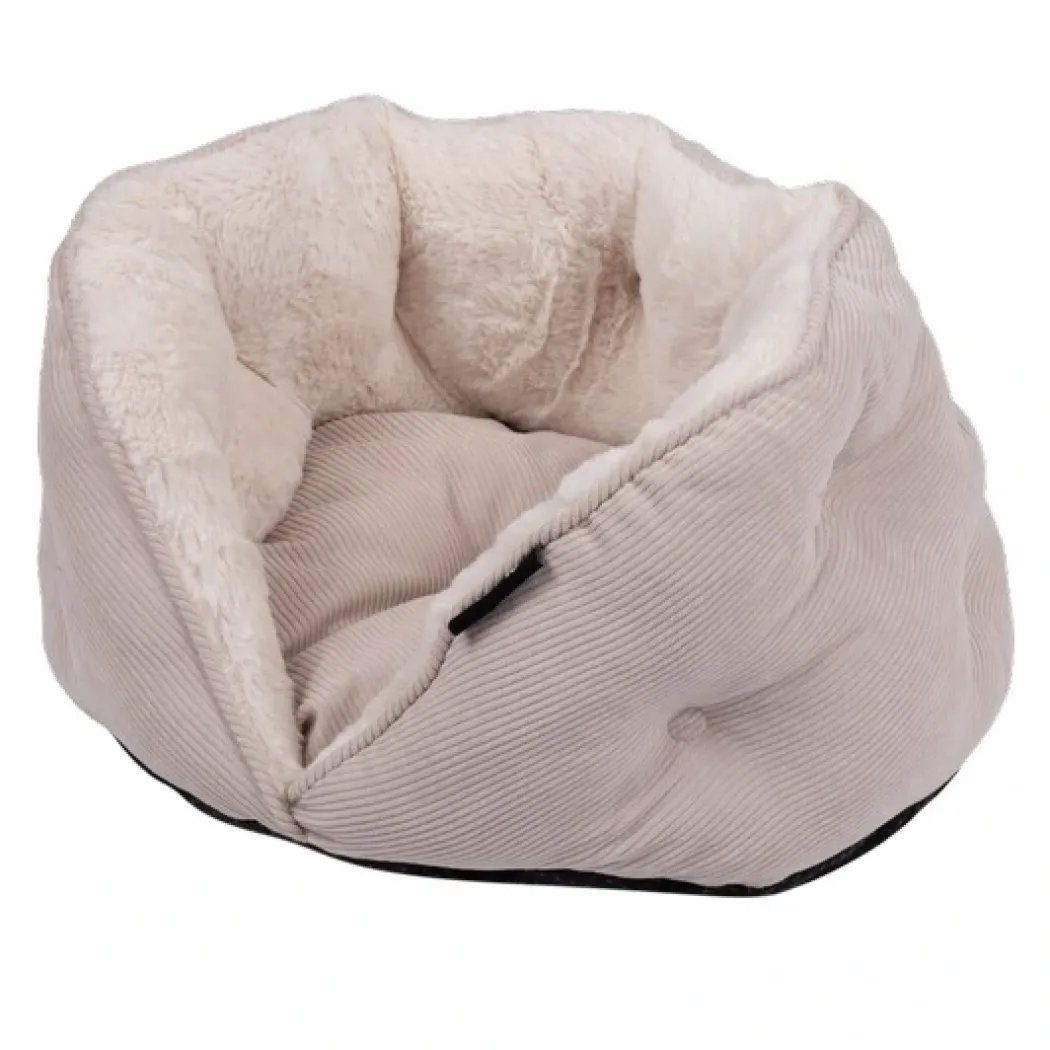 District 70 Tuck katteseng i sand 50x50x30 cm
